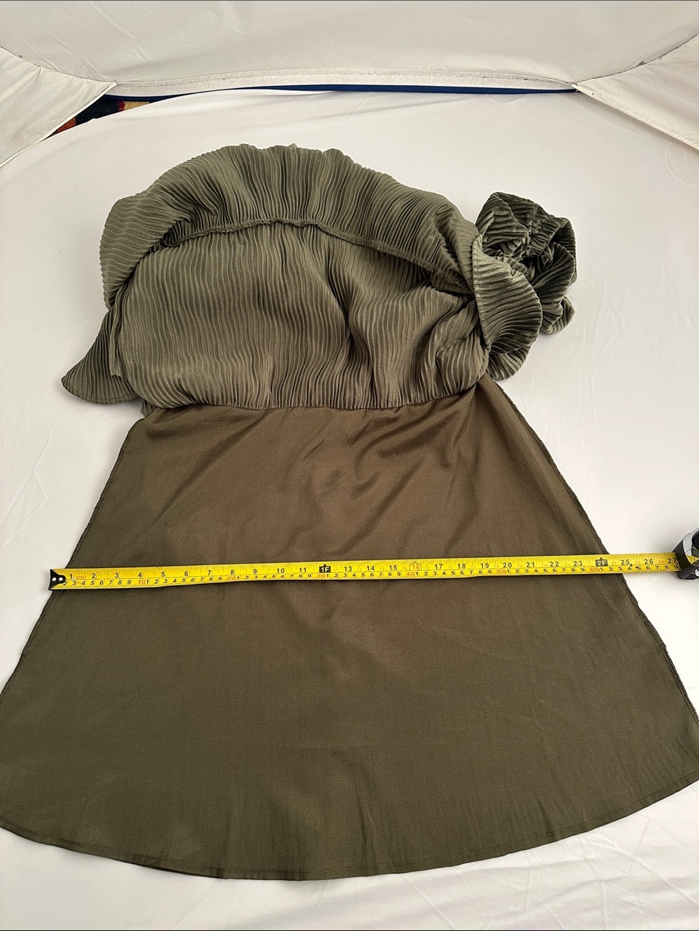 THML olive green v-neck puff sleeve velvet oversized tiered dress S - Picture 14 of 14